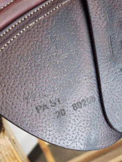 Used CWD SE03 Close Contact Jump Saddle 16.5/M -Royal Horse Outfitters 20241214 142104 36381.1734724659