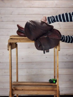 Used CWD SE03 Close Contact Jump Saddle 16.5/M -Royal Horse Outfitters 20241214 170540 04129.1734724659