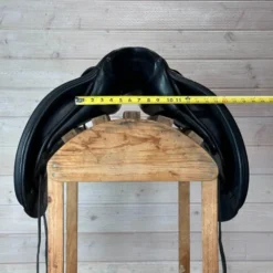 Used Schleese HK Dressage Saddle 17.5/MW -Royal Horse Outfitters 327 Front Measurement 90407.1684874708