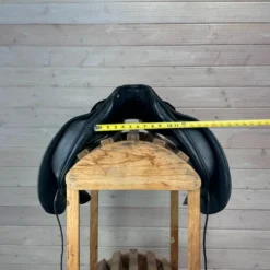 Used Albion SLK Dressage Saddle 17.5/MW -Royal Horse Outfitters 329 Front Measurement 73209.1686181187