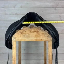 Used Stubben Portos Dressage Saddle 17.5/MW -Royal Horse Outfitters 330 Front Measurement 32625.1686181832