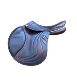 Used CWD 2GS Close Contact Saddle 18/M 23 Used CWD 2GS Close Contact Saddle 18/M -Royal Horse Outfitters 333 Hero 26891.1687462111