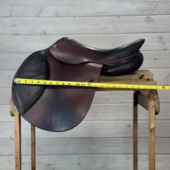 Used CWD SE02 Close Contact Saddle 16.5/MN 22 Used CWD SE02 Close Contact Saddle 16.5/MN -Royal Horse Outfitters 391 Flap Width 21963.1712844869