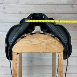 Used Albion SLK Dressage Saddle 17/MW -Royal Horse Outfitters 427 Front Measurement 60725.1719964190