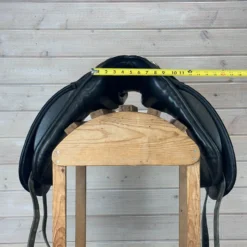 Used Niedersuss Olympik Dressage Saddle 17.5/MW 17 Used Niedersuss Olympik Dressage Saddle 17.5/MW -Royal Horse Outfitters 450 Front Measurement 61354.1726184118
