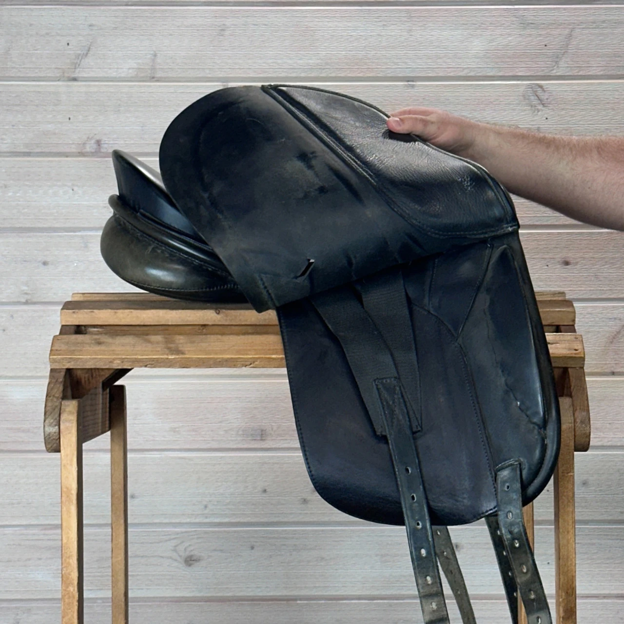 Used Niedersuss Olympik Dressage Saddle 17.5/MW 10 Used Niedersuss Olympik Dressage Saddle 17.5/MW - Image 8