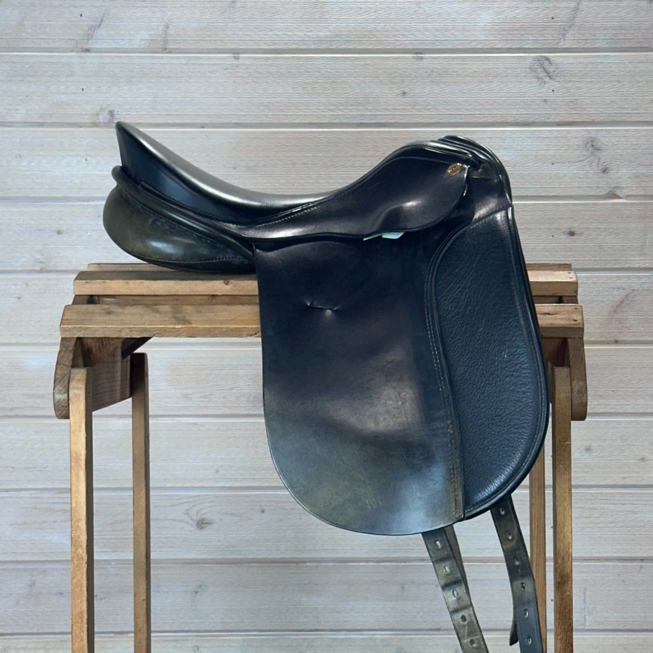 Used Niedersuss Olympik Dressage Saddle 17.5/MW 9 Used Niedersuss Olympik Dressage Saddle 17.5/MW - Image 7