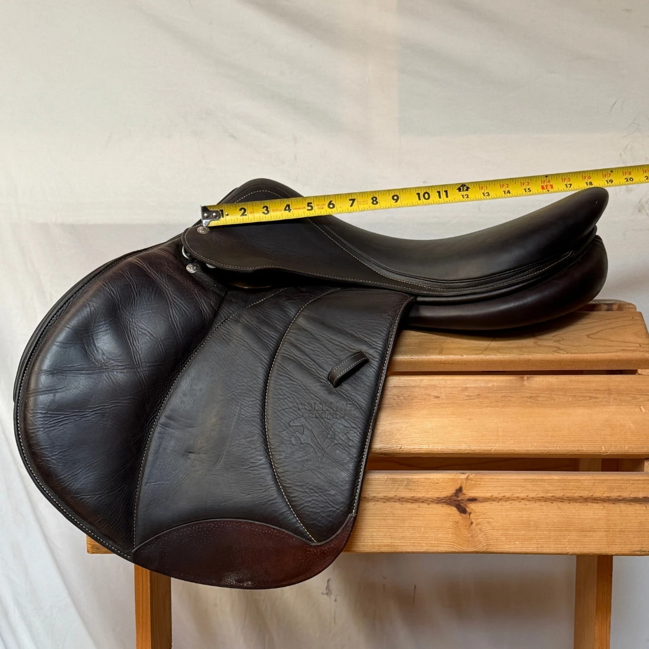 Used Voltaire Palm Beach Close Contact Jump Saddle 18/M 4 Used Voltaire Palm Beach Close Contact Jump Saddle 18/M - Image 2