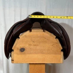 Used Devoucoux Biarritz S Close Contact Jump Saddle 18/M -Royal Horse Outfitters 476 Front Measurement 75287.1740781979