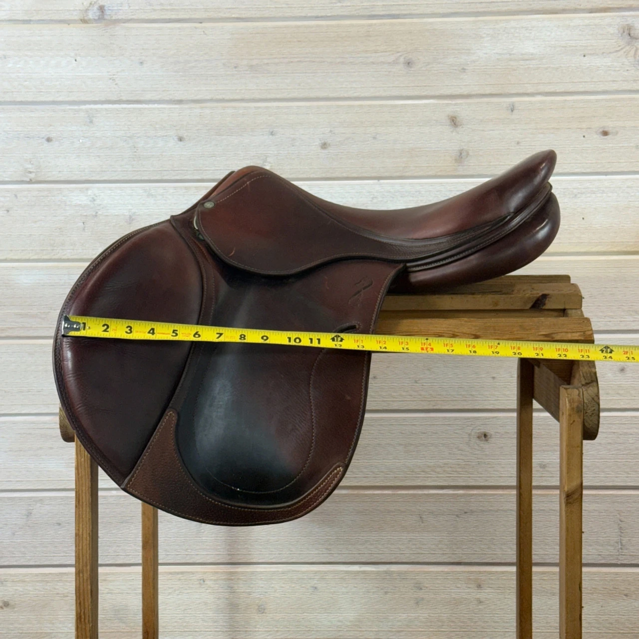Used Antares Evolution Close Contact Jump Saddle 17/M 7 Used Antares Evolution Close Contact Jump Saddle 17/M - Image 5