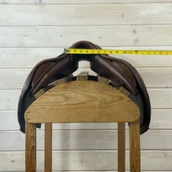 Used Antares Evolution Close Contact Jump Saddle 17/M 18 Used Antares Evolution Close Contact Jump Saddle 17/M -Royal Horse Outfitters 488 Front Measurement 30782.1750723405