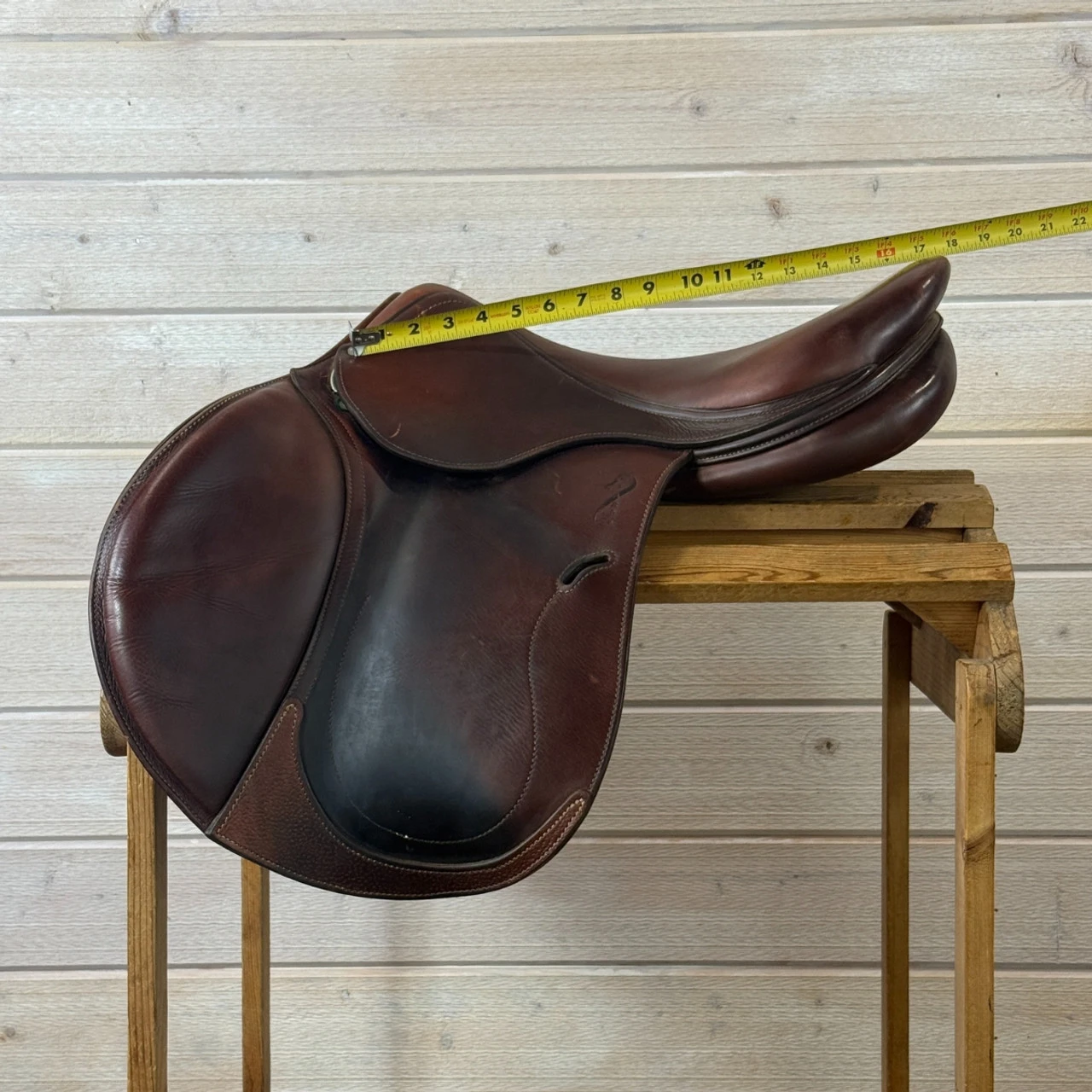 Used Antares Evolution Close Contact Jump Saddle 17/M 5 Used Antares Evolution Close Contact Jump Saddle 17/M - Image 3