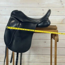 Used Sattlerei Dresch Dressage Saddle17/N -Royal Horse Outfitters 489 Flap Width 42623.1750722782
