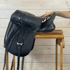 Used Sattlerei Dresch Dressage Saddle17/N -Royal Horse Outfitters 489 L Flap 16951.1750722782