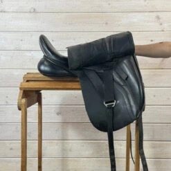 Used Sattlerei Dresch Dressage Saddle17/N -Royal Horse Outfitters 489 R Flap 37243.1750722782