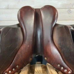 Used Bruno Delgrange Close Contact Jump Saddle 17/N -Royal Horse Outfitters 499 Channel 82476.1754936386