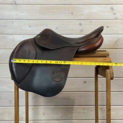 Used Bruno Delgrange Close Contact Jump Saddle 17/N -Royal Horse Outfitters 499 Flap Width 64723.1754936386