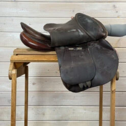 Used Bruno Delgrange Close Contact Jump Saddle 17/N -Royal Horse Outfitters 499 R Flap 84807.1754936386