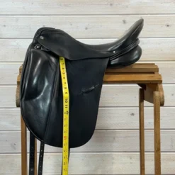 Used Albion G Dressage Saddle 17.5/M 16 Used Albion G Dressage Saddle 17.5/M -Royal Horse Outfitters 507 Flap Length 04280.1757361308