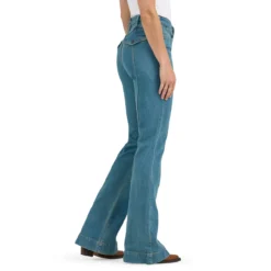 Wrangler Retro Bailey Pintuck Trouser Jeans -Royal Horse Outfitters bailey trouser lt.wash side 112367632 wrangler 90851.1752783426