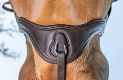 LeMieux Gel-Tek Anatomic Jumping Girth -Royal Horse Outfitters gel tek jump curve brown horse underside 5512 lemieux 48577.1670614300