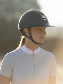 Samshield 2.0 Miss Shield Shadowmatt Helmet 10 Samshield 2.0 Miss Shield Shadowmatt Helmet -Royal Horse Outfitters miss shield 2.0 black lifestyle MISS SHIELD 2.0 samsheild 74700.1720480776